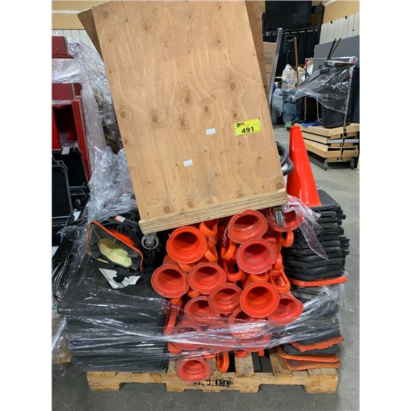 PALLET OF TRAFFIC CONES & ELECTRICAL BOX