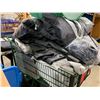Image 2 : GREEN SHOPPING CART OF COVERS