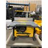 Image 2 : DEWALT 10" PORTABLE TABLE SAW