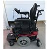 Image 1 : QUANTUM 614 POWER WHEELCHAIR - WORKS, BUT NEEDS NEW BATTERIES