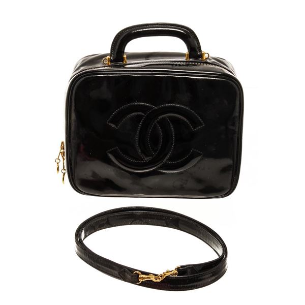 Chanel Black Patent Leather CC Vanity Case