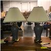 Image 2 : Group of 5 assorted lamps