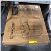 Image 2 : PrimeCables - wall mount network server cabinet rack 15U - approx 19" W (Amazon Returns)