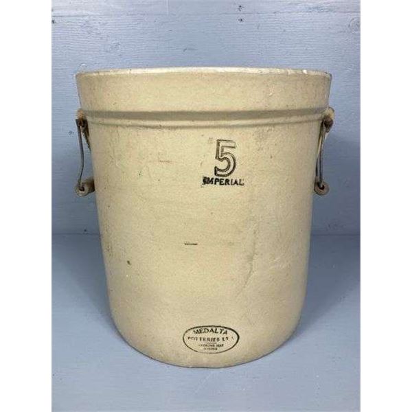 Medalta Potteries 5 Imperial Crock