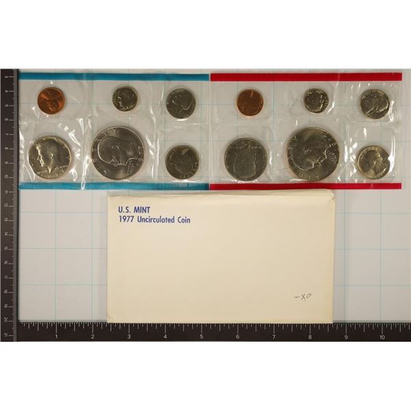 1977 US MINT SET (UNC) P/D (WITH ENVELOPE)