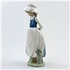 Image 3 : NAO LLADRO DAISA CHEER ME UP GIRL DOG SCULPTURE