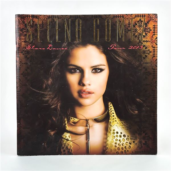 SELENA GOMEZ STARS DANCE TOUR SOUVENIR BOOK