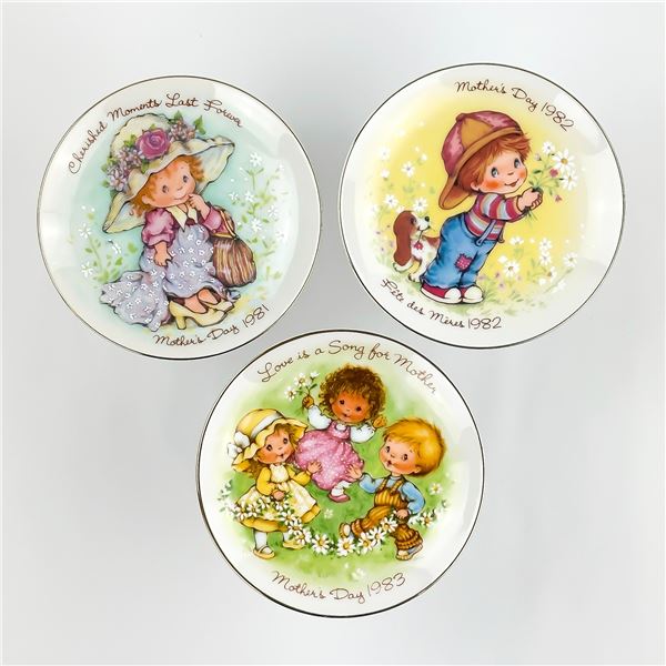 3 SMALL MOTHER’S DAY AVON PLATES - KIDS CHILDREN