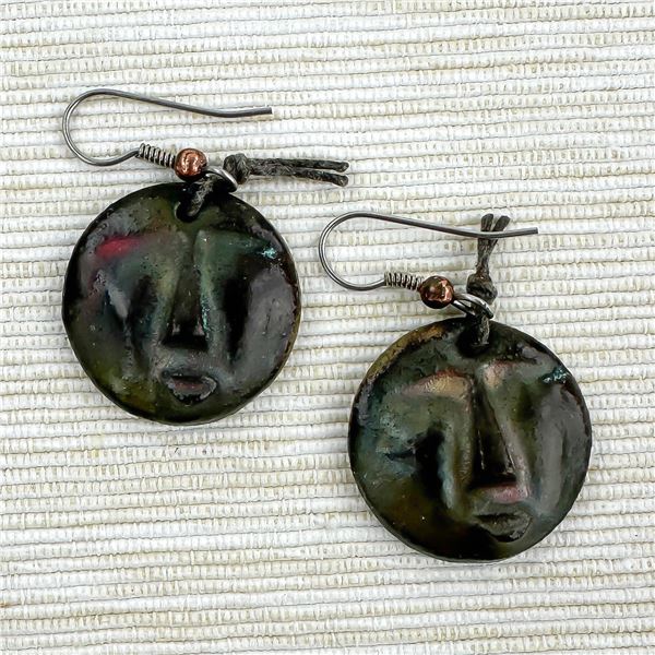 PAIR OF FULL MOON FACE STYLE EARRINGS - JEWELRY