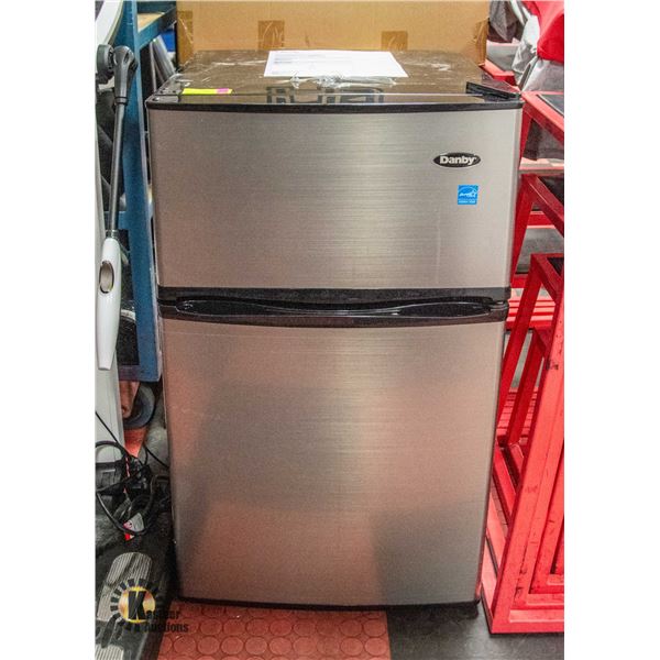 DANBY MINI FRIDGE WITH FREEZER MODEL