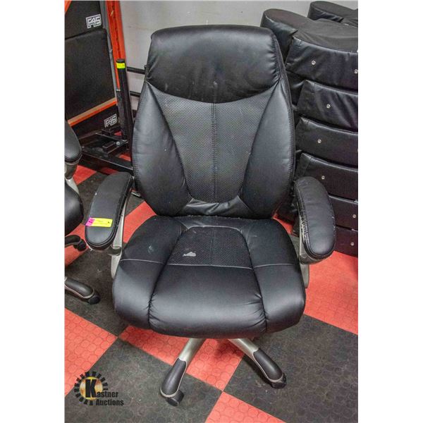 LEATHERETTE OFFICE CHAIR