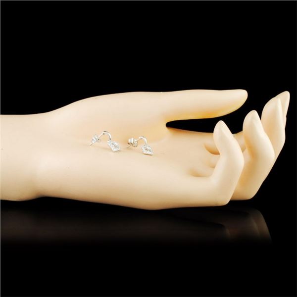 0.48ctw Diamond Earrings in 14K Gold