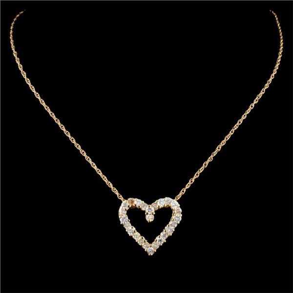 0.74ctw Diamond Pendant in 14K Gold