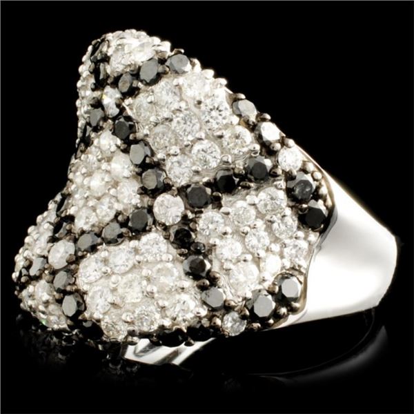 2.89ctw Fancy Colored Diamond Ring in 14K Gold