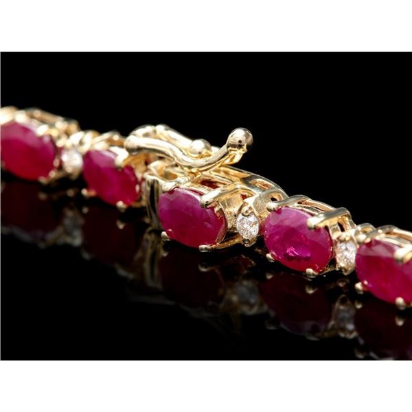 30ct Ruby & 1.5ct Diam Necklace in 14k Gold