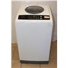 Image 1 : INSIGNIA APARTMENT SIZE WASHING MACHINE