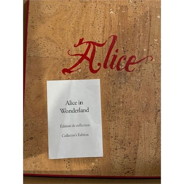 ALICE IN WONDERLAND EDITION DE COLLECTION