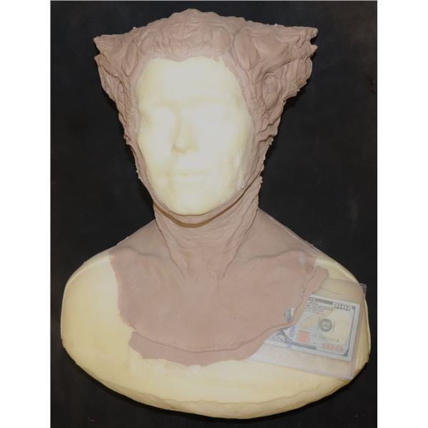 THE ORVILLE DR VALKEK FULL HEAD COWL APPLIANCE ON LIFE CAST