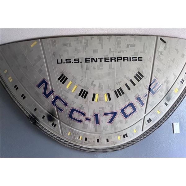 STAR TREK NEMESIS USS ENTERPRISE SCREEN MATCHED BATTLE DAMAGED SCALE MODEL USED IN COLLISION