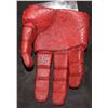 Image 2 : HELLBOY AND HELLBOY THE GOLDEN ARMY HAND FIST OF DOOM HERO ANIMATRONIC PUPPET SCREEN MATCHED