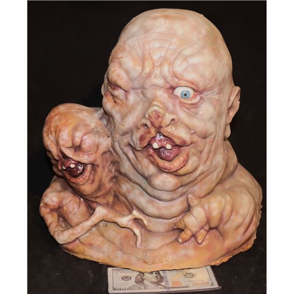 MUTANT TWO HEADED BUST PRODUCTION UNKNOWN