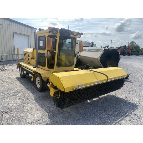 2012 SUPERIOR SM80J Broom