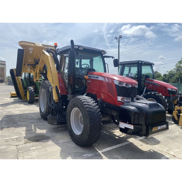 2014 MASSEY FERGUSON 6615 Farm Tractor