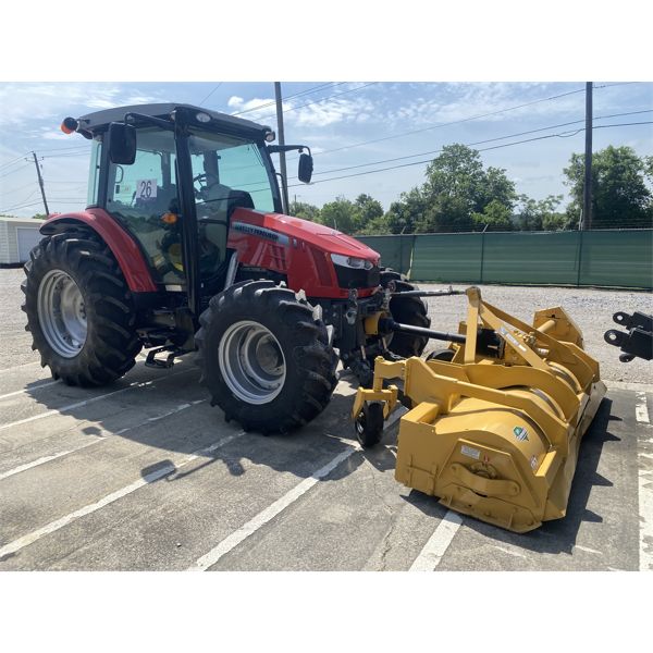 2016 MASSEY FERGUSON 5612 Farm Tractor