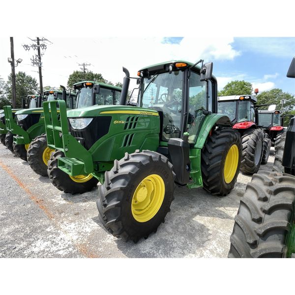 2017 JOHN DEERE 6130M Farm Tractor