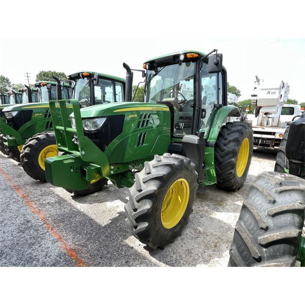 2016 JOHN DEERE 6110M Farm Tractor