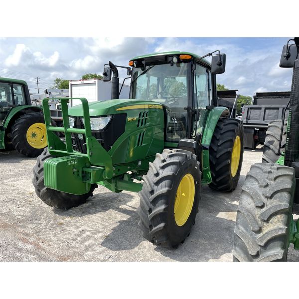 2015 JOHN DEERE 6105M Farm Tractor