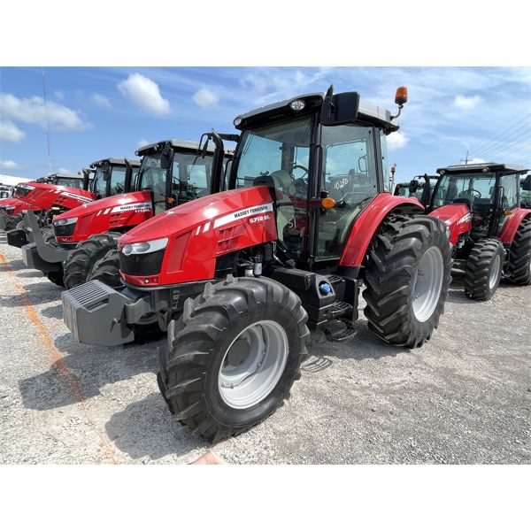 2017 MASSEY FERGUSON 5712 SL Farm Tractor