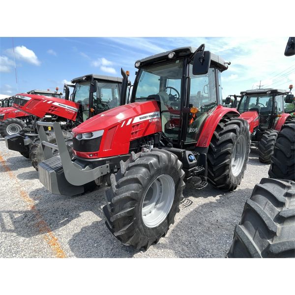 2017 MASSEY FERGUSON 5712 SL Farm Tractor