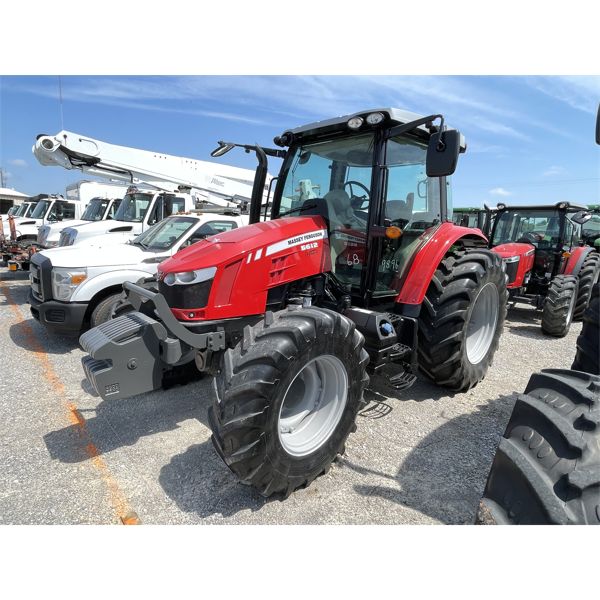 2014 MASSEY FERGUSON 5612 Farm Tractor