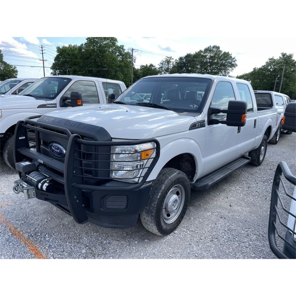 2016 FORD F250 XL Pickup Truck