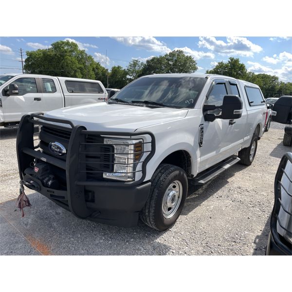 2019 FORD F250 XL Pickup Truck