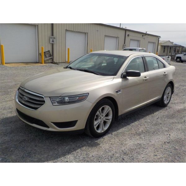 2017 FORD TAURUS Automobile