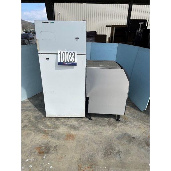 REFRIGERATOR & ICE MACHINES