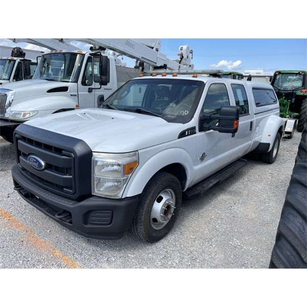 2016 FORD F350 XL SKID PANEL ASPHALT TEST TRUCK