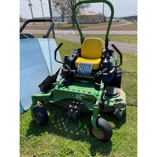 JOHN DEERE ZTRAC ZERO TURN Lawn Mower
