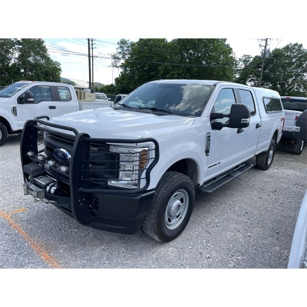 2018 FORD F350 XL Pickup Truck
