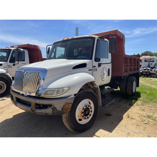 2008 INTERNATIONAL DURASTAR 4300 Dump Truck