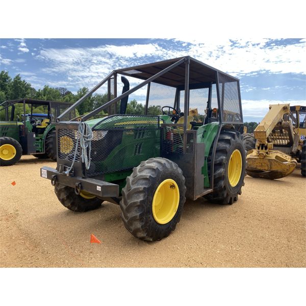 2020 JOHN DEERE 6120M Farm Tractor