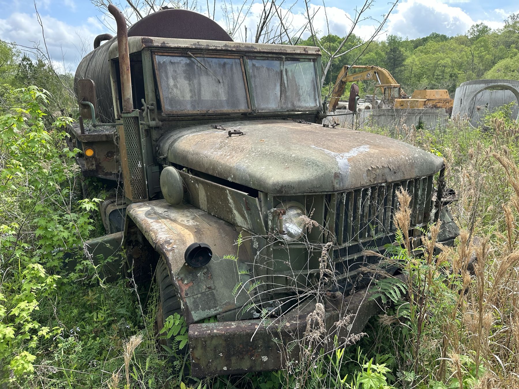 AM GENERAL M35A2 Military Truck J M Wood Auction Company Inc am-general-m35a2-military-truck-j-m-wood-auction-company-inc