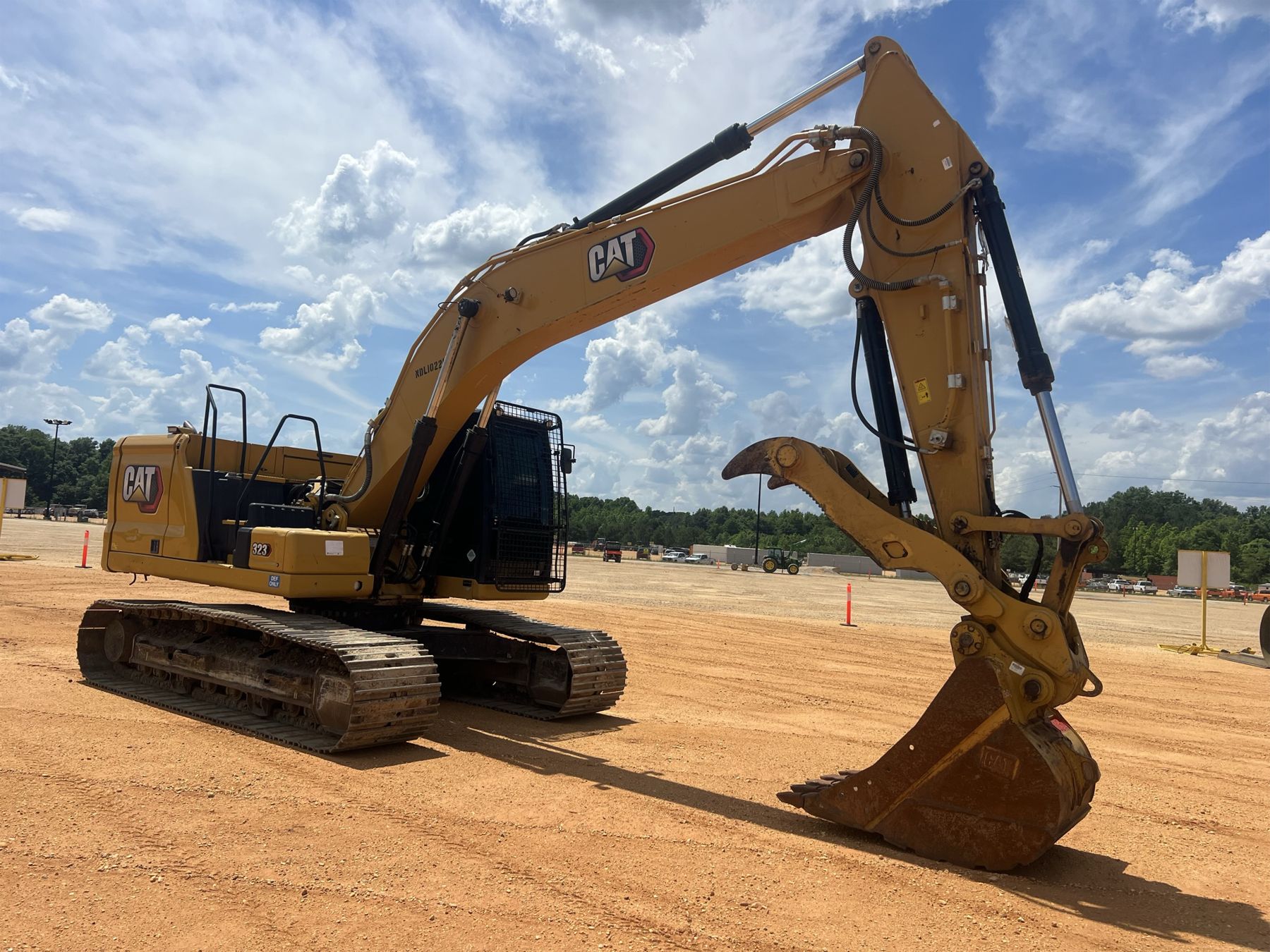 Cat 323 Basic 2021 CAT 323 Excavator - J.M. Wood Auction Company, Inc.
