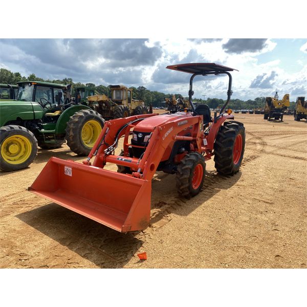 2020 KUBOTA MX5800D Farm Tractor