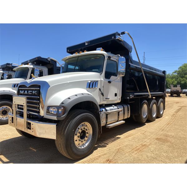 2023 MACK GR64F Dump Truck