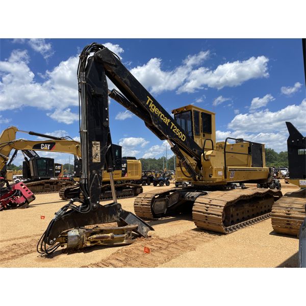 2016 TIGERCAT T250D TRACK Log Loader