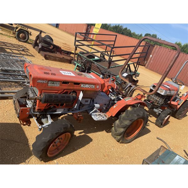 1993 KUBOTA B7100 HST Farm Tractor