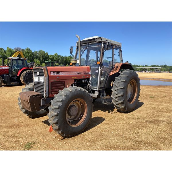 1995 MASSEY FERGUSON 396 Farm Tractor